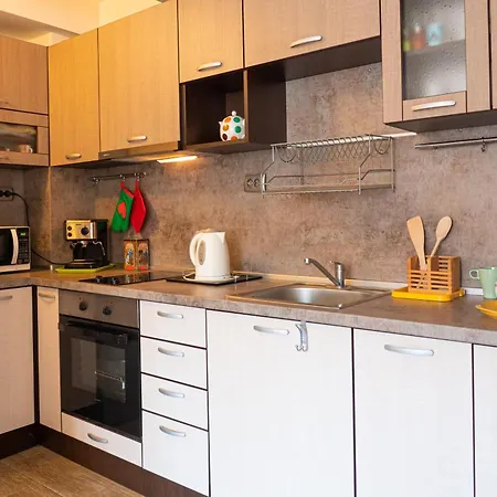 Cozy 1-bedroom 5 Min From The