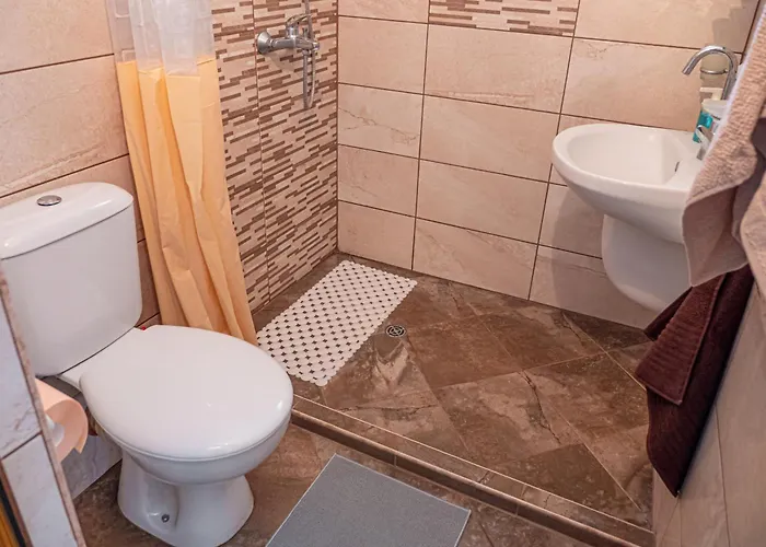 Апартаменты Cozy 1-bedroom 5 Min From The Варна